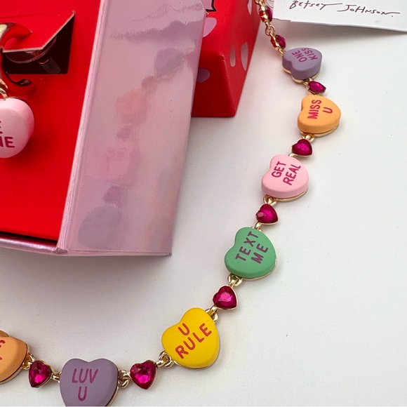 💕 Betsey Johnson Candy Hearts Necklace Earrings Set - Picture 8 of 9